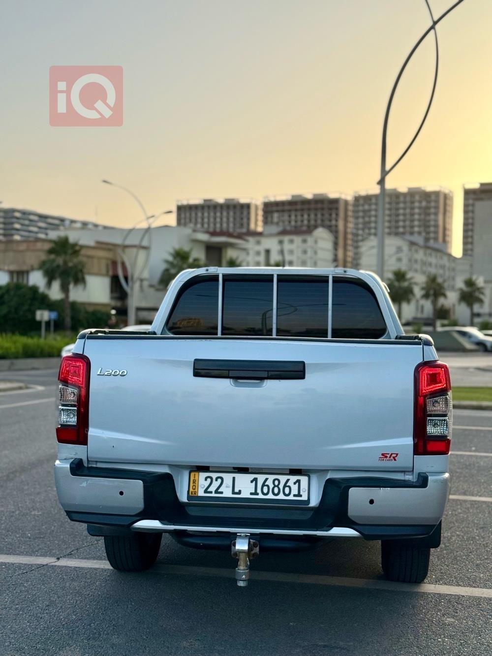 ميتسوبيشي L200